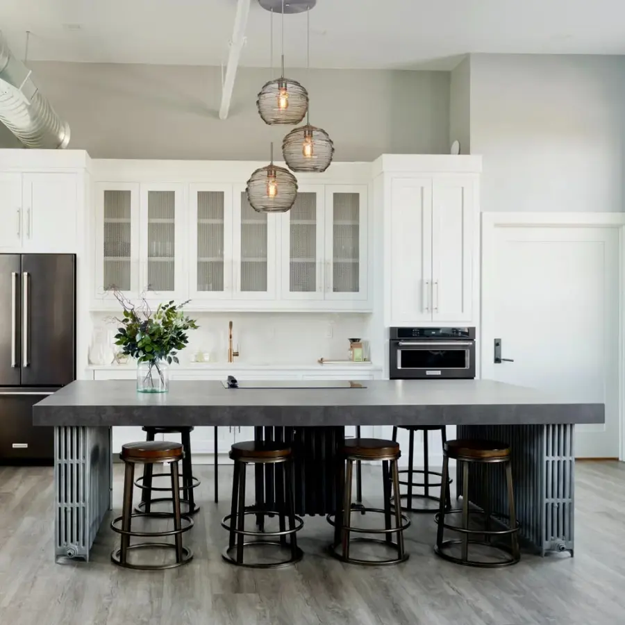 Wave 10 Pendant in Trans-Smoke Glass - Image 2