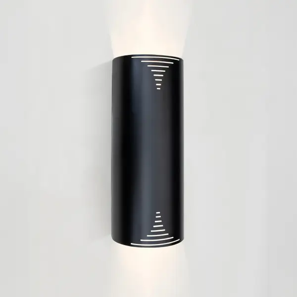Edge 16 LED Wall Sconce in Matte Black