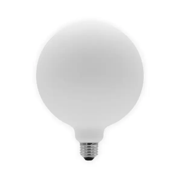 This high-performance G50 globe bulb delivers exceptional 96.5 CRI color accuracy with innovative dim-to-warm technology that shifts from 2700K to 1800K, mimicking traditional incandescent warmth while providing energy-efficient LED performance.