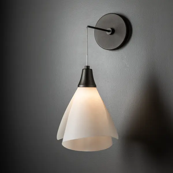 Mobius Sconce - Image 4