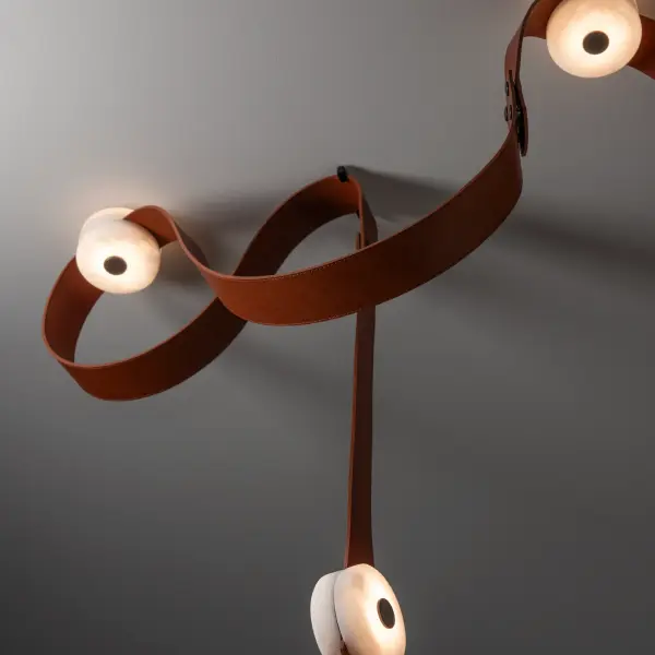 SNAPS Floor-to-Ceiling Plug-in LED Lamp - Image 4