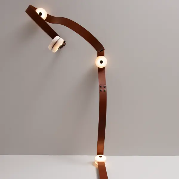 SNAPS Floor-to-Ceiling Plug-in LED Lamp - Image 5