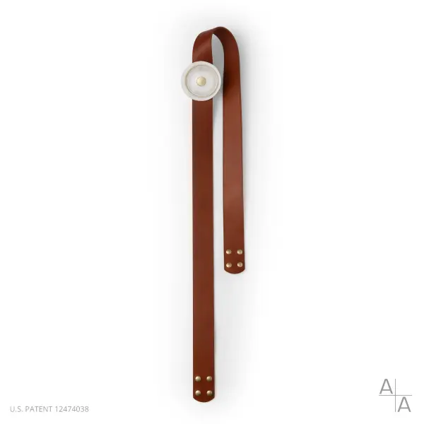 Unleash your creativity with additional leather straps and LED modules. This SNAPS w/Metal Cone 72” strap extension includes an LED/metal cone module. Create a unique lighting design to suit any space with the SNAPS lighting system!