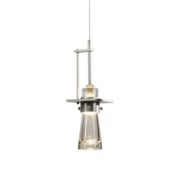 Inspired by the flat-bottomed Erlenmeyer flask, this large pendant is the right choice over an island or to illuminate the most stylish lab ever. With the handcrafted collar encircling the clear, thick blown-glass flask, this design bubbles with design chemistry.