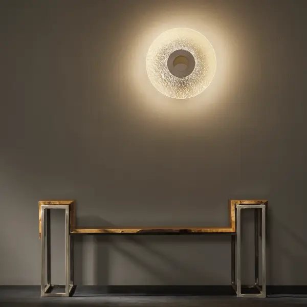 While both minimal and expressive, the Orbit is audacious in its simplicity. Gentle halos of reflected light encompass the pairing of glass and metal. - alternate view
