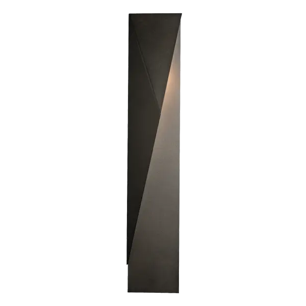 The geometry of elegance. An original beauty. The Carbon outdoor wall sconce is a study in the interplay of shadow and light. Three-dimensional metal created by artisans in a design that is both elegant and minimalistic, yet demands attention. The Carbon complements a variety of styles and, though made for the outdoors, is a stunning interior element, as well. Available in a choice of AAMA 2604-rated Coastal Outdoor Finishes.