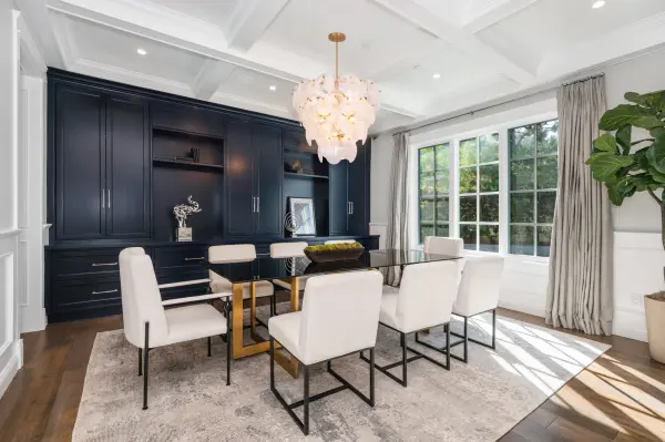 The Lily by Artcraft Lighting - Image 3