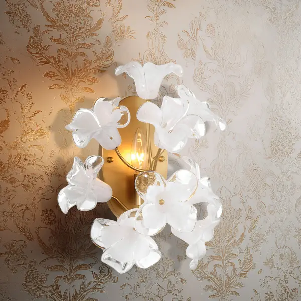 Bloome 14.75" Wall Sconce in Legacy Brass - Image 4