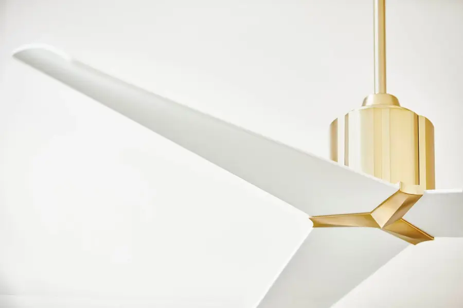 Strato 60" Ceiling Fan - Aged Brass & White - Image 6