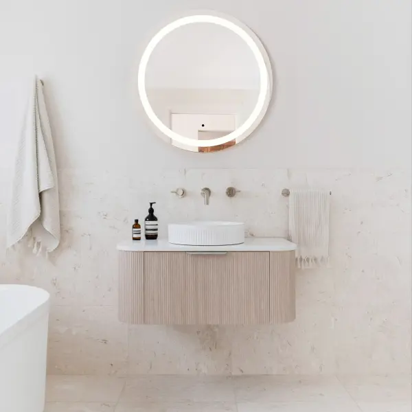 Spectrum 36" Lighted Mirror - Image 4