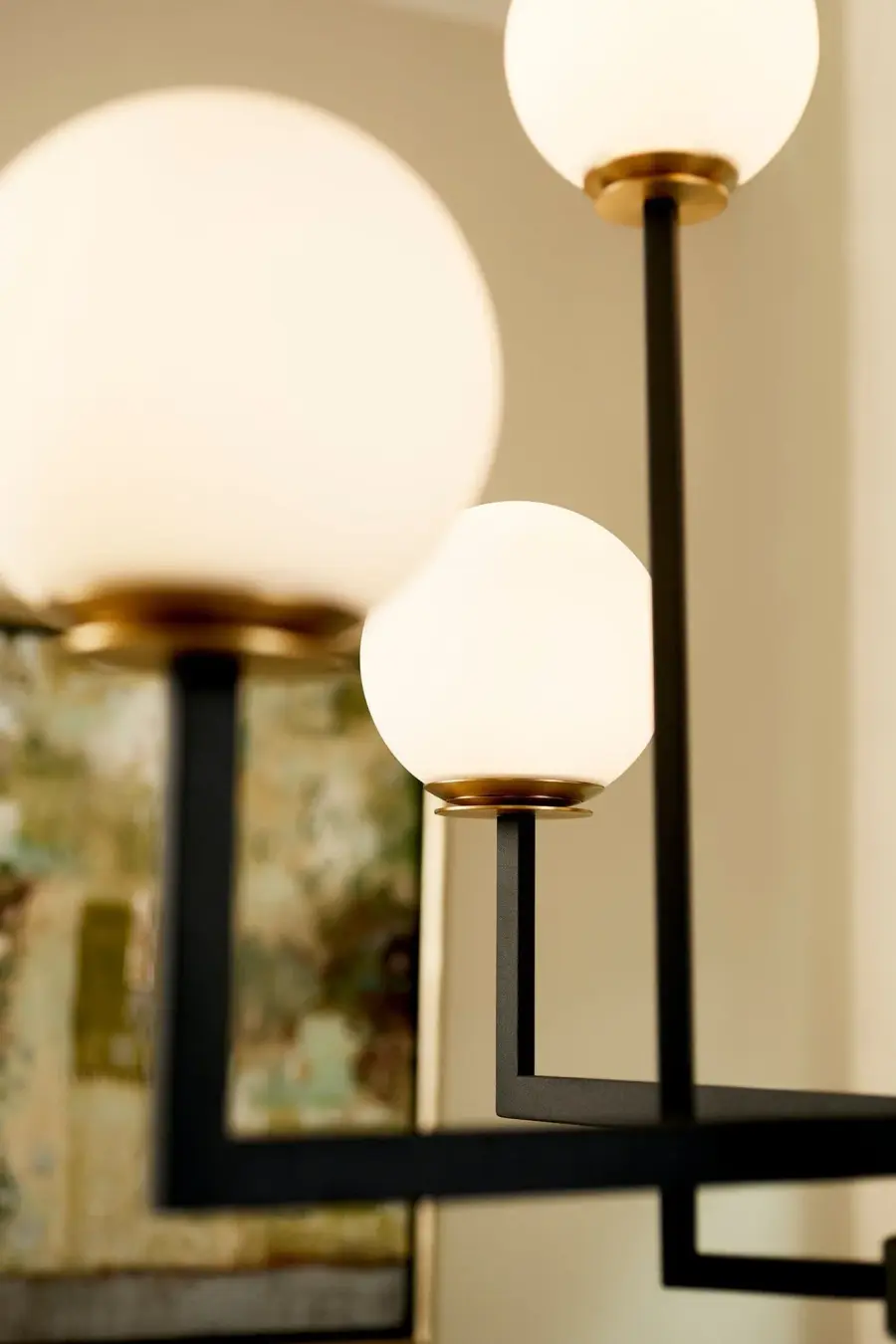 Bonzo Eight Light Chandelier - Image 5