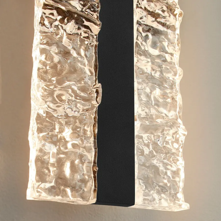 Landon CCT LED Sconce in Black - Image 5