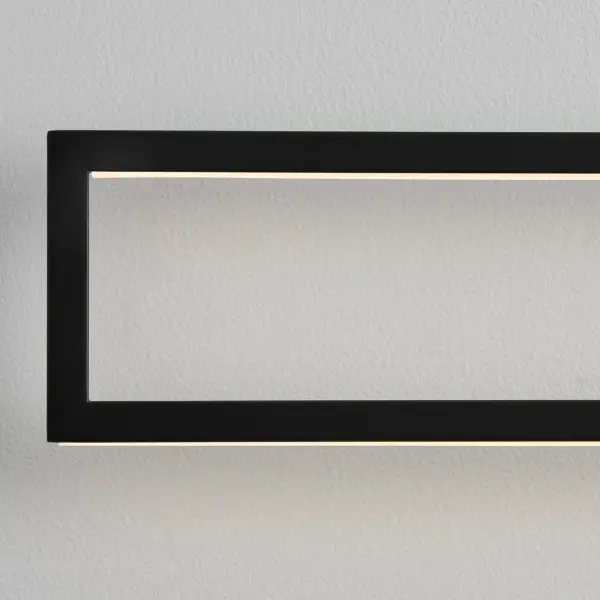 Xanni 36" LED Vanity Light in Black - Image 4