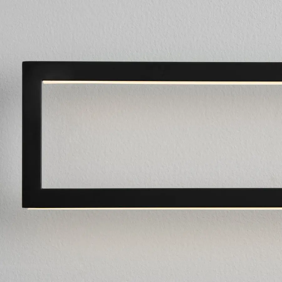 Xanni 36" LED Vanity Light in Black - Image 4