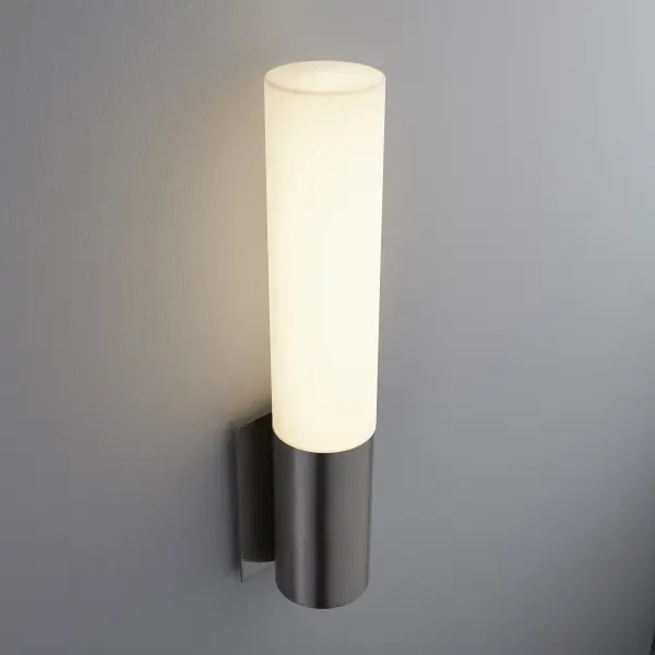 Magnum Acrylic LED Wall Sconce in Satin Nickel - Image 4