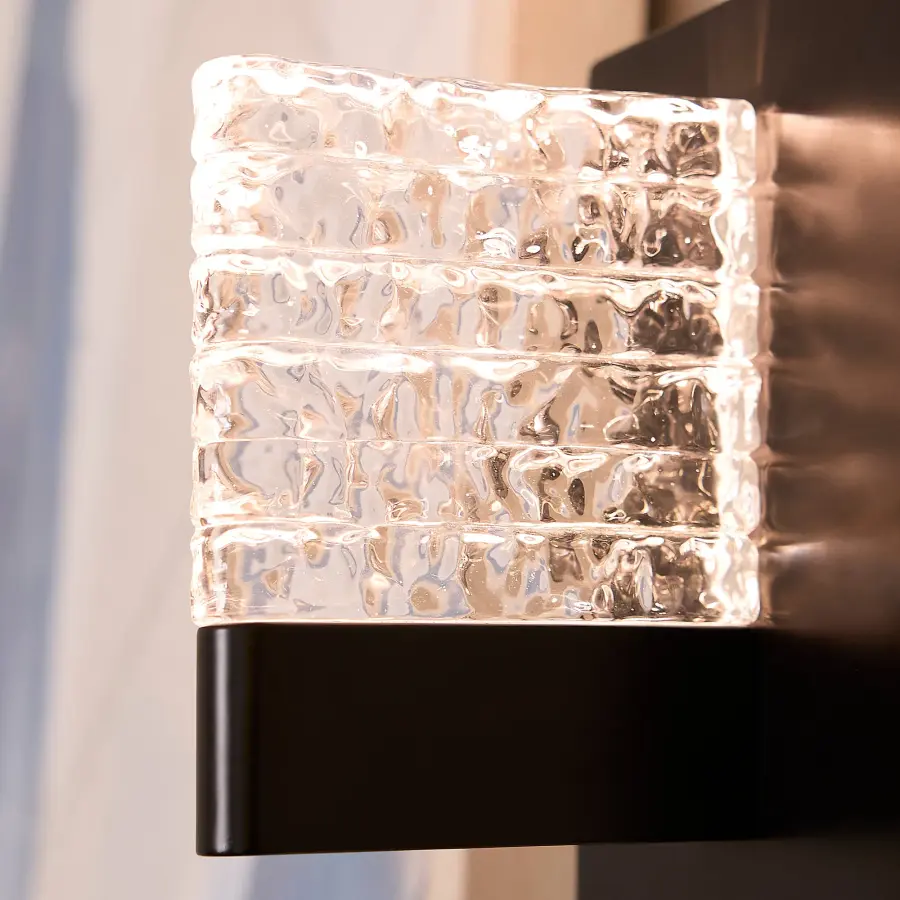 Gamma 1 Light Wall Sconce in Black - Image 7