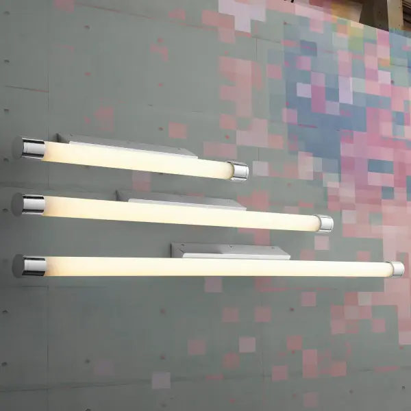 Zenith 24" LED Vanity Light - Image 3