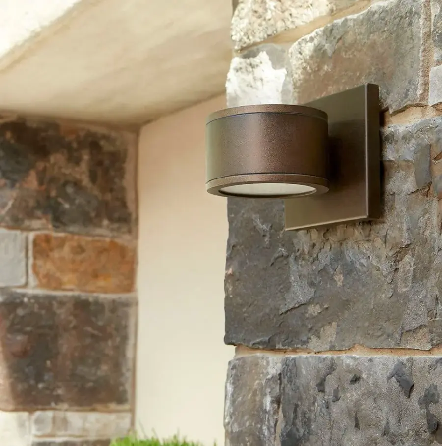 Refined Contemporary Outdoor Lighting with Wet-Rated Durability - Image 8