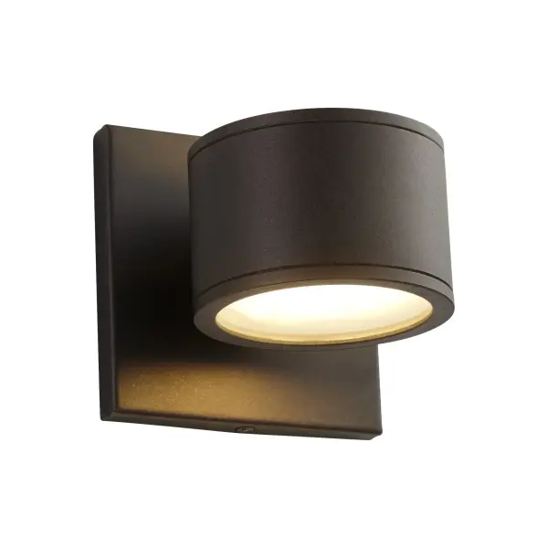 Refined Contemporary Outdoor Lighting with Versatile Design - Image 2