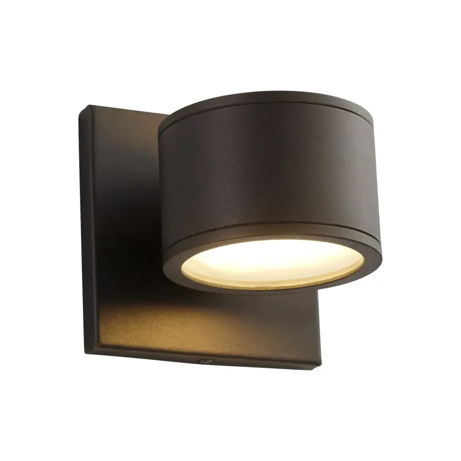 Refined Contemporary Outdoor Lighting with Versatile Design - Image 2