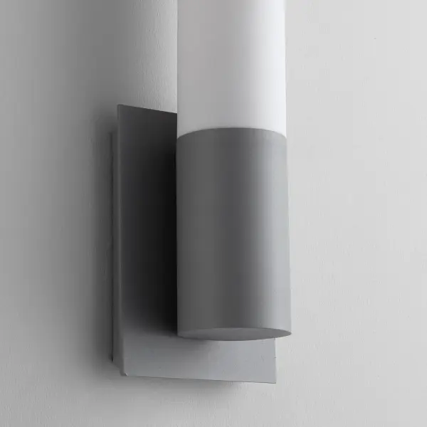 Modern Geometric Design Meets Outdoor Durability - Image 4