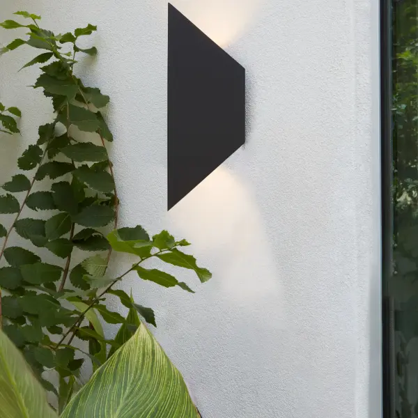 MOTTO Coastal Grade LED Wall Sconce - Image 5