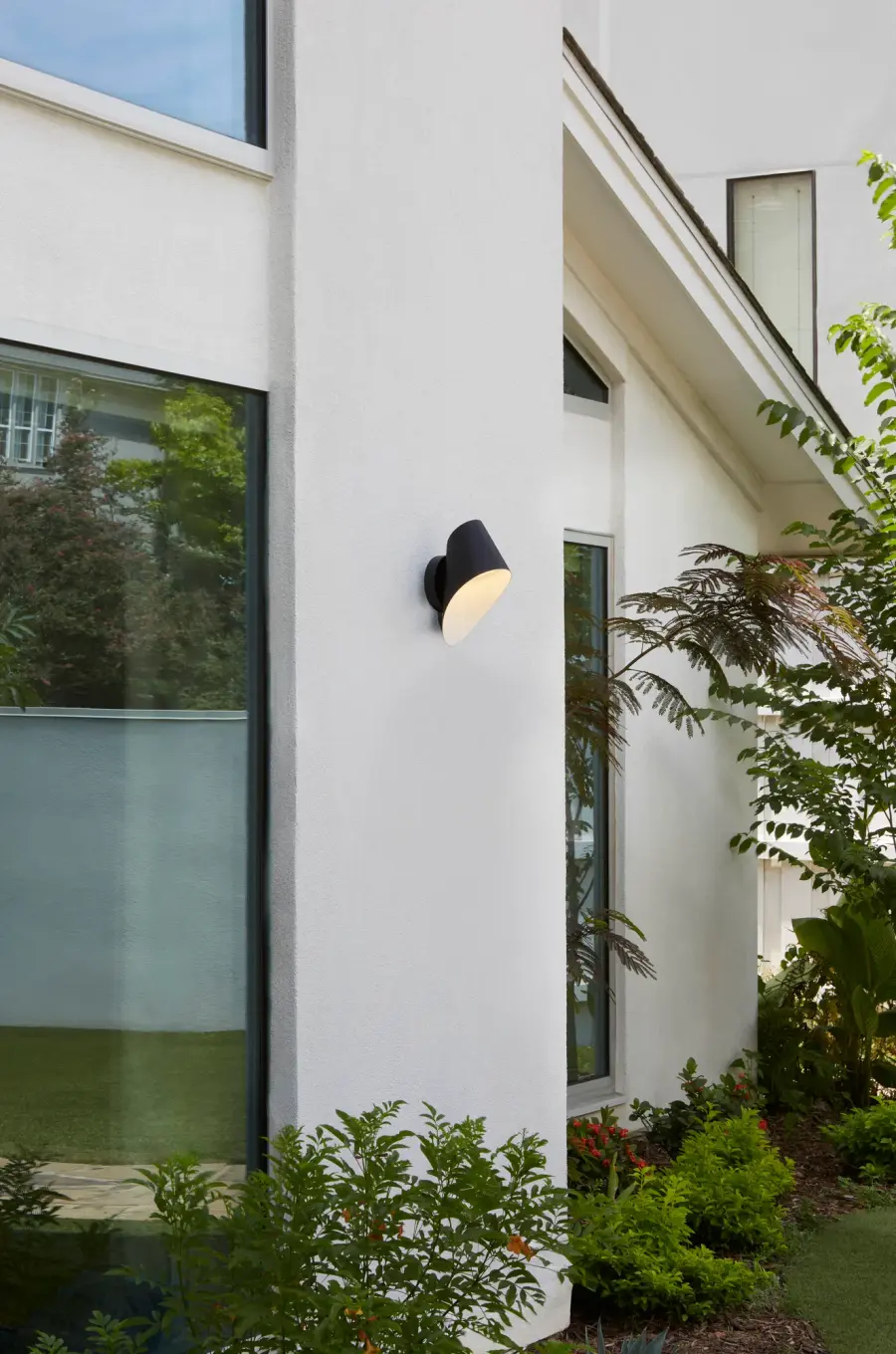 Lottie Coastal Grade LED Sconce in Black - Image 8
